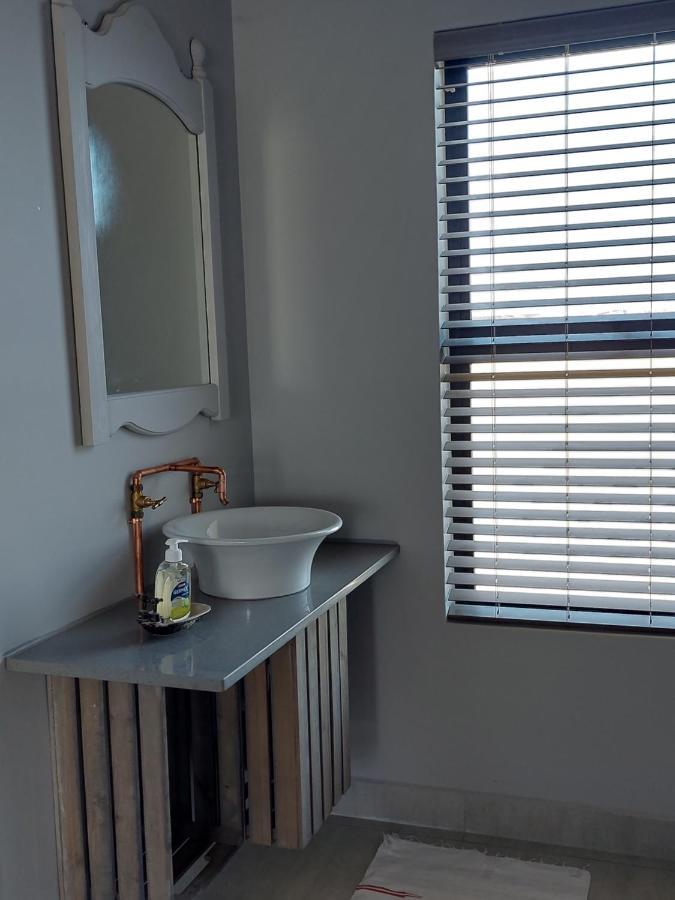 Quarto em Acomodações Particulares Silver Oaks Airbnb Langebaan