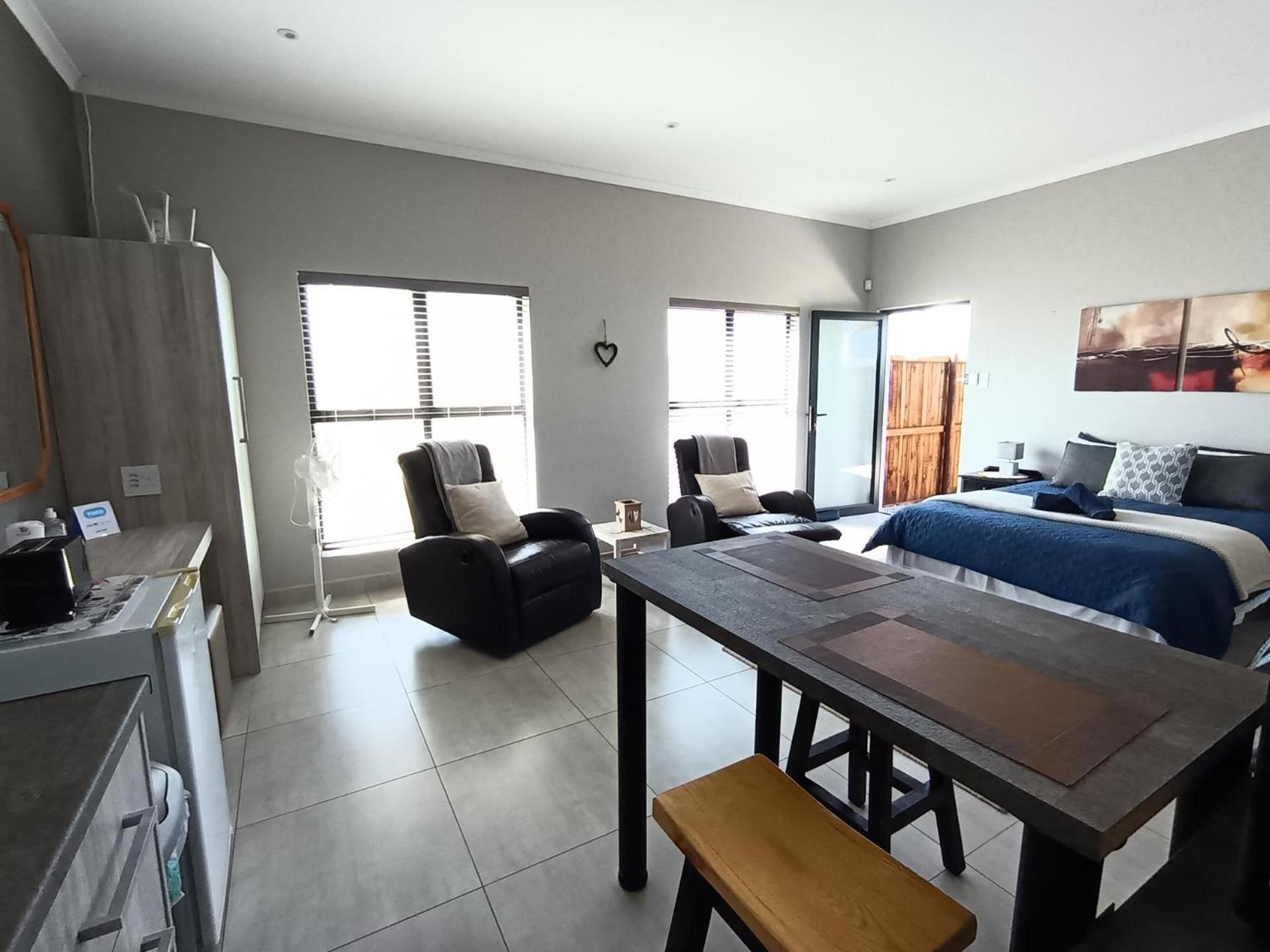 Silver Oaks Airbnb