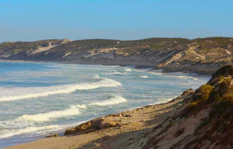 Silver Oaks Airbnb * Langebaan