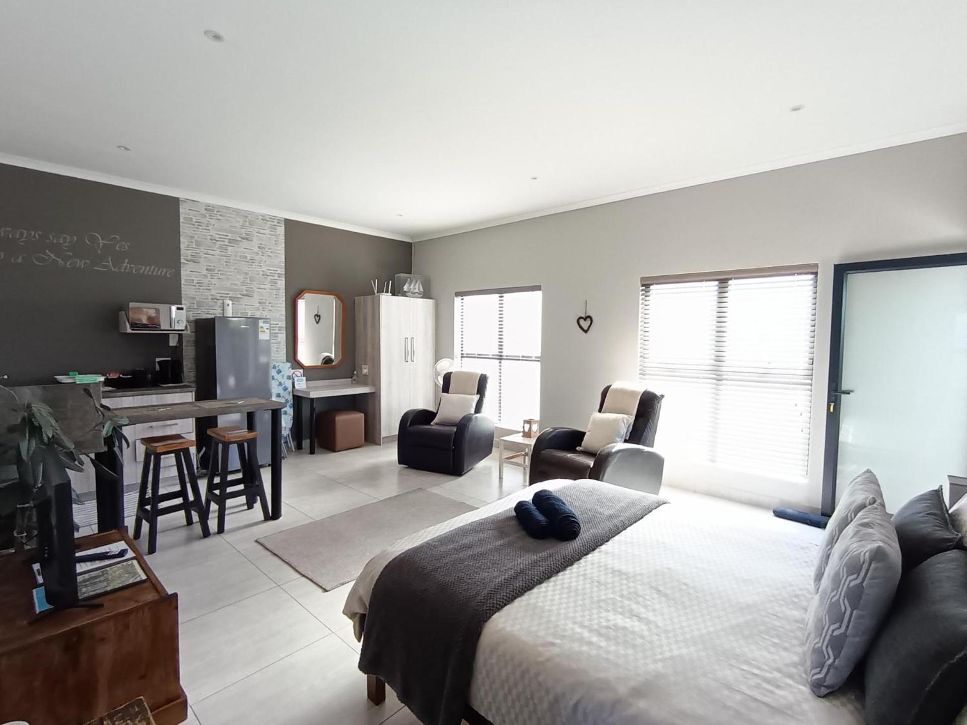 Silver Oaks Airbnb Quarto em Acomodações Particulares